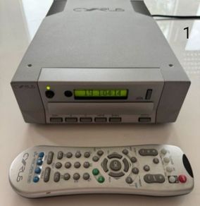 Cyrus DVD 8