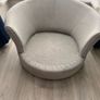 Swivel armchair Image 4