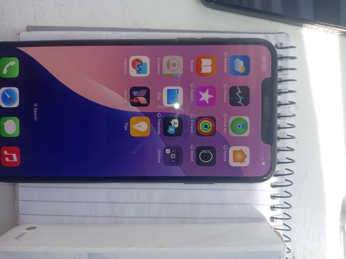 iphone xs max and smart watch