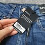 Size 8 leg 31" bootcut jeans Image 2
