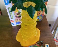 Monkey Tree tumble trouble game