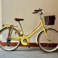 Viking Belgravia Girl Bike, 24in Wheel, 13in Frame 6 Speed Yellow
