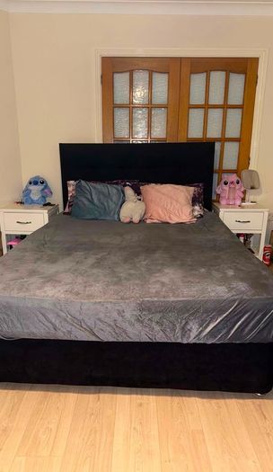 King bed