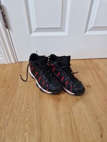 basketball FILA trainers size 4uk
