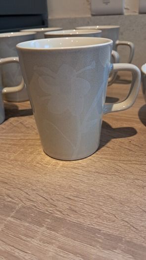 stomeware 6 mugs and 6 bowls