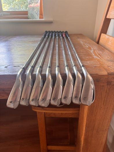 Taylormade golf irons 8 clubs
