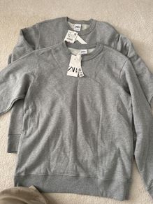 Two brand new Zara grey sweaters size M