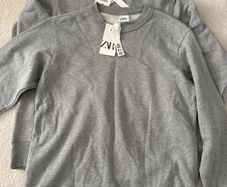 Two brand new Zara grey sweaters size M