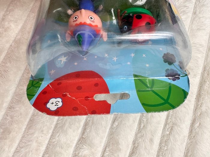 Ben & Holly's Little Kingdom Ben And Gaston 30970 action figure 2016 Damaged Box Please see photos