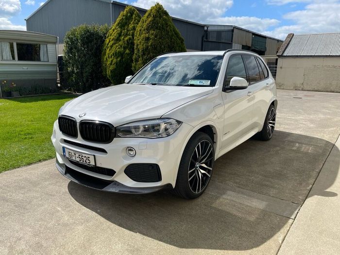 2016 BMW X5 xDrive40e m Sport - High Spec