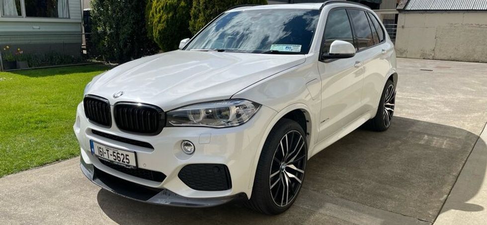 2016 BMW X5 xDrive40e m Sport - High Spec