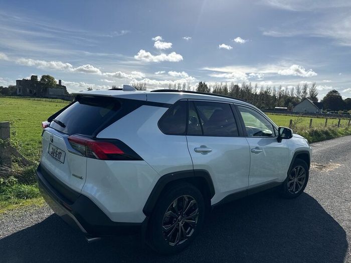 PRICE DROP Toyota RAV4 SOL Exceptionally clean car