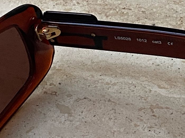 Levi's Unisex Rectangular Sunglasses Category 3
