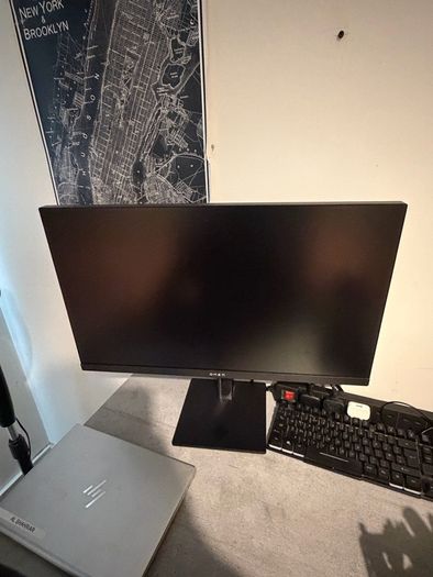 Custom Gaming PC for sale with 27" monitor