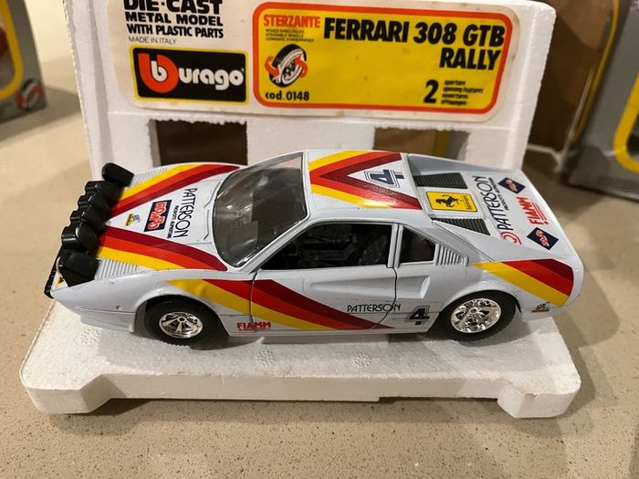 Ferrari 308 Collection 1/24 Burago