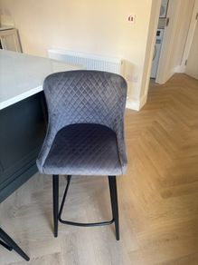 Grey bar stools x4