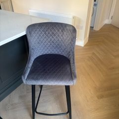 Grey bar stools x4