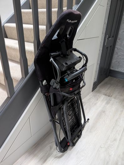 Playseat Challenge (with free Logitech G29)