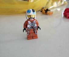 Lego star wars minifigures resistance pilot x-wing sw0705