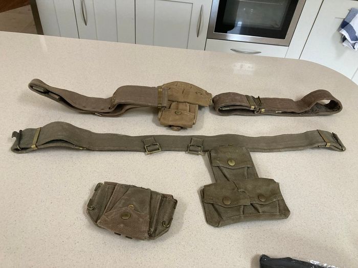 Italian Infantry Army Belt and Ammo carrier
