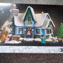 LEGO Christmas Winter Set 10293 Image 5
