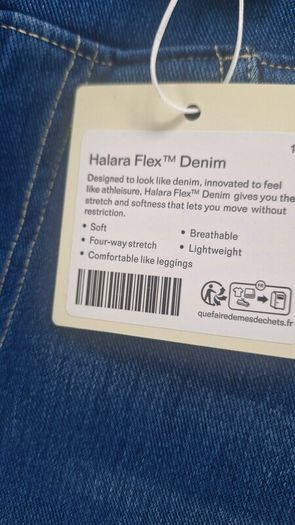 Halara soft and stretchy jeans. Super soft