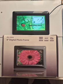 New 8" Digital photo frame
