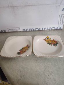 Set Of 2 Matching Small Trinket Dishes. Made In Romania.