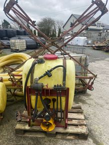 Hardi 300ltr sprayer