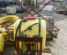 Hardi 300ltr sprayer