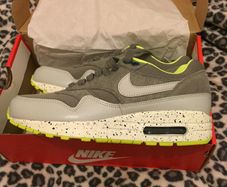 Nike Air Max 1 Women Volt Grey Uk 3.5 NEW