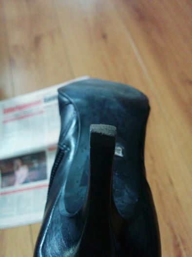 Buffalo boots size 3/4