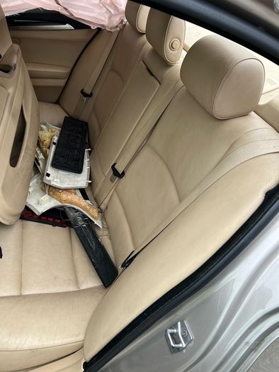 Breaking bmw 520d 2011 f10 a72/7 5 series
