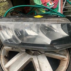 2015 Skoda Octavia headlight