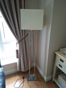 Tall floor lamp