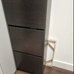 Shoe cabinet