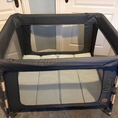 Maxi Cosi Swift Travel Cot