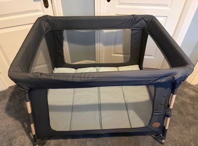 Maxi Cosi Swift Travel Cot