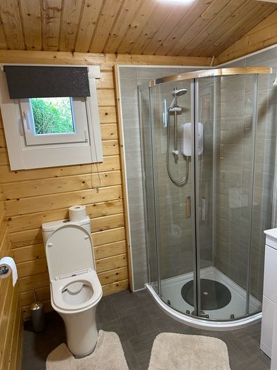 1 Bed Log Cabin