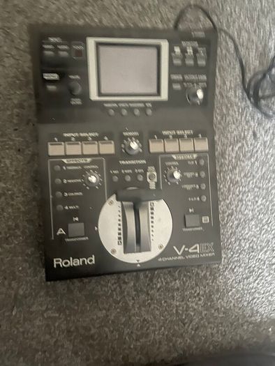 Roland V-4EX 4-Channel Video Mixer / HDMI Switcher