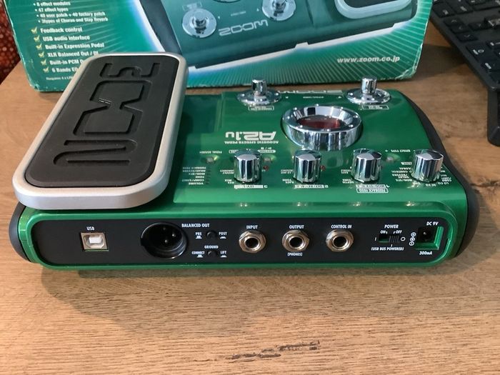 ZOOM A2.1u acoustic multi-effects processor and USB audio interface
