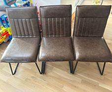 3 Dining chair