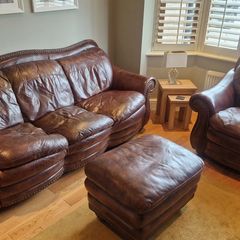 Leather Sofa & 2 Armchairs