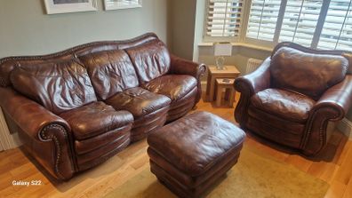 Leather Sofa & 2 Armchairs