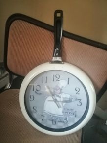 Kitchen clock