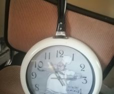 Kitchen clock