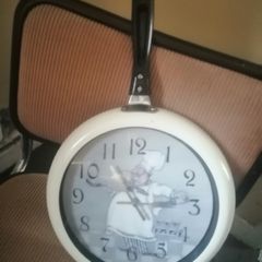 Kitchen clock
