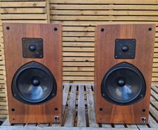 Vintage Kef 103.2 speakers