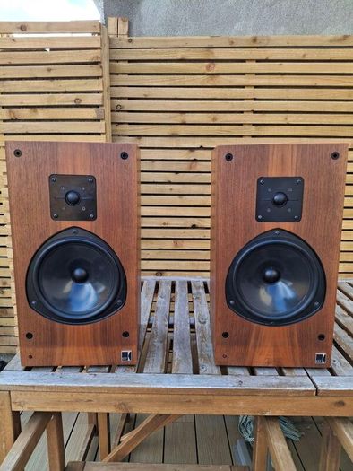 Vintage Kef 103.2 speakers