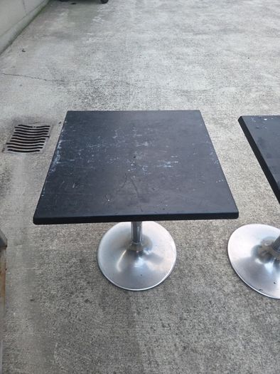 Small cafe tables